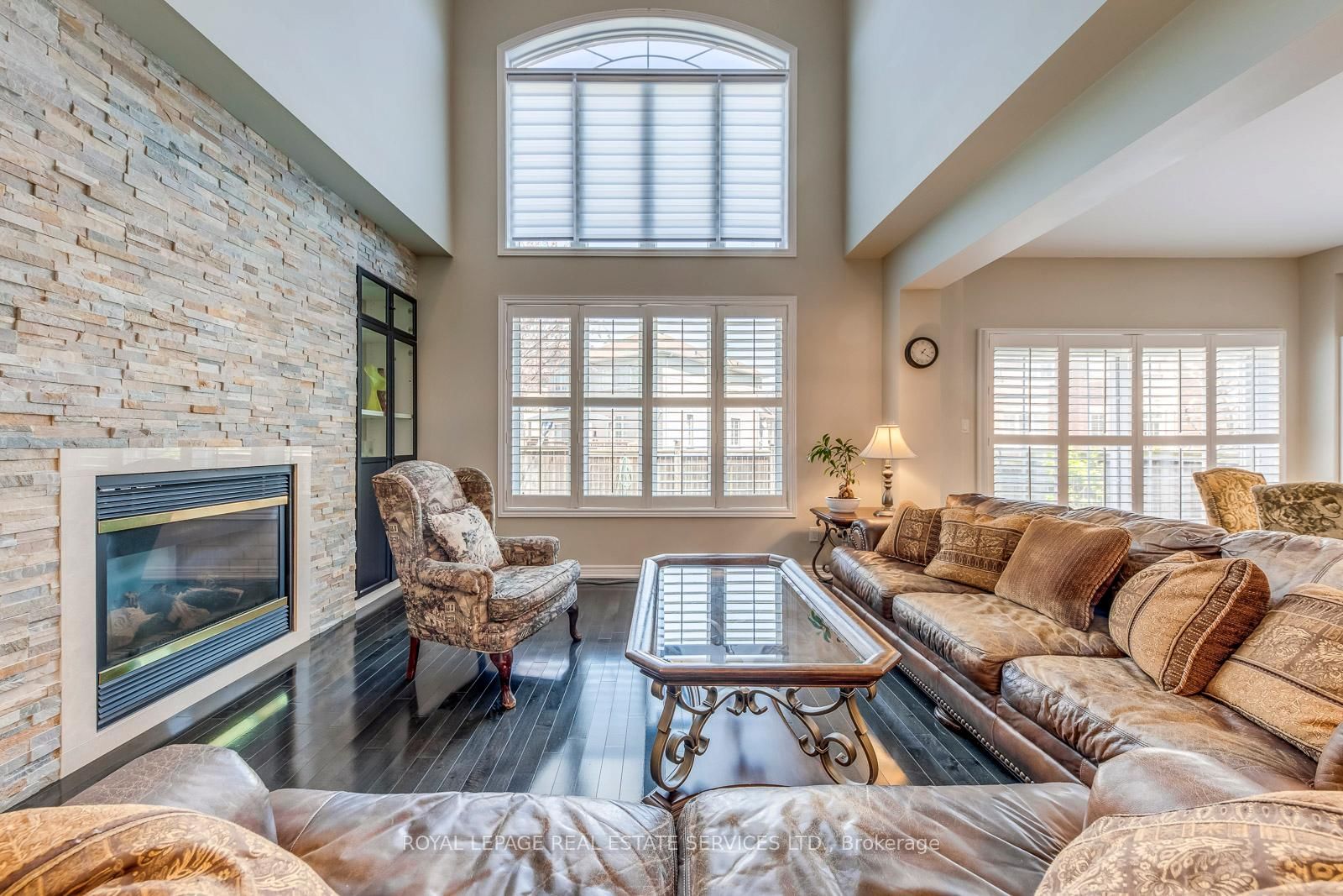 431 Burloak Drive • Oakville, ON photo 12