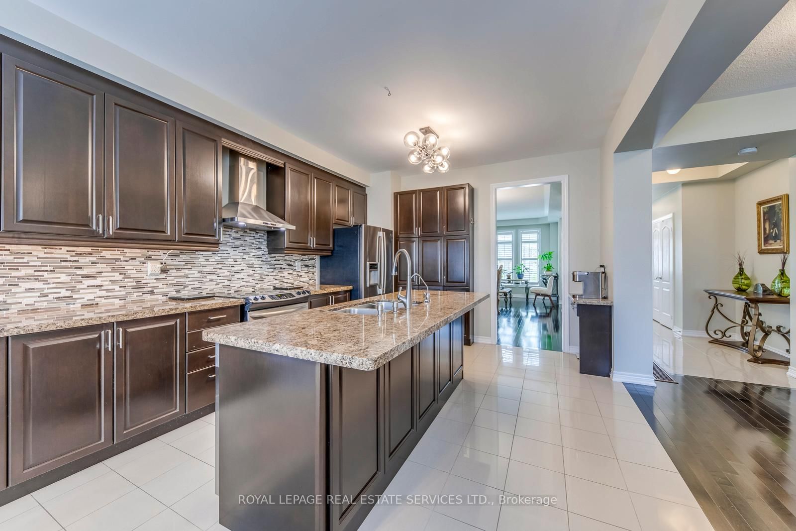 431 Burloak Drive • Oakville, ON photo 19
