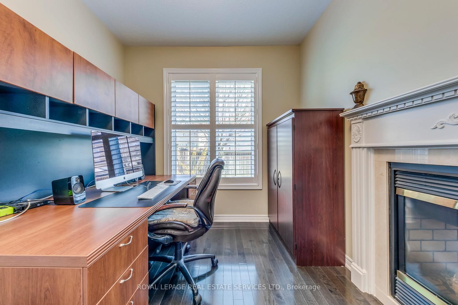 431 Burloak Drive • Oakville, ON photo 26