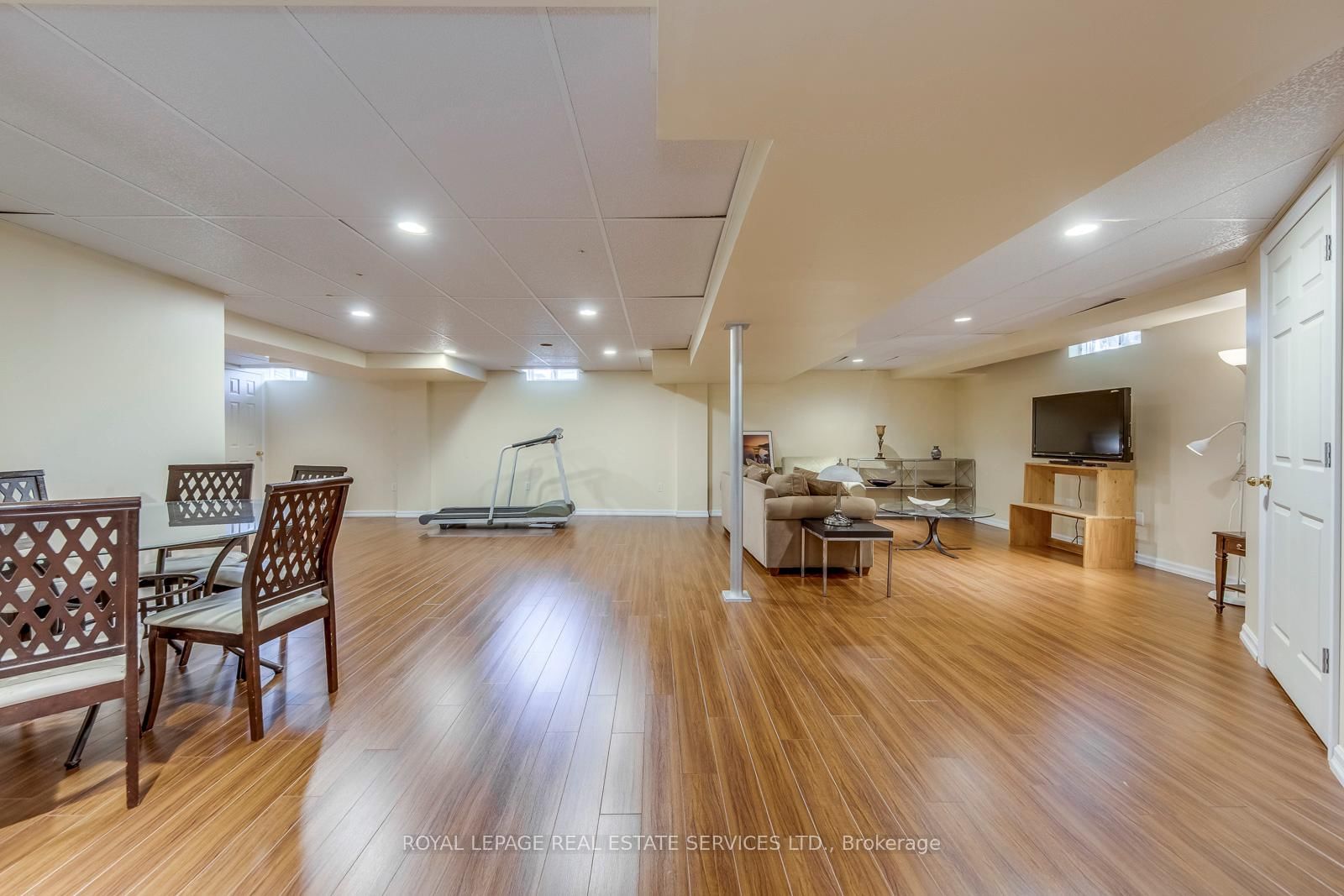 431 Burloak Drive • Oakville, ON photo 42