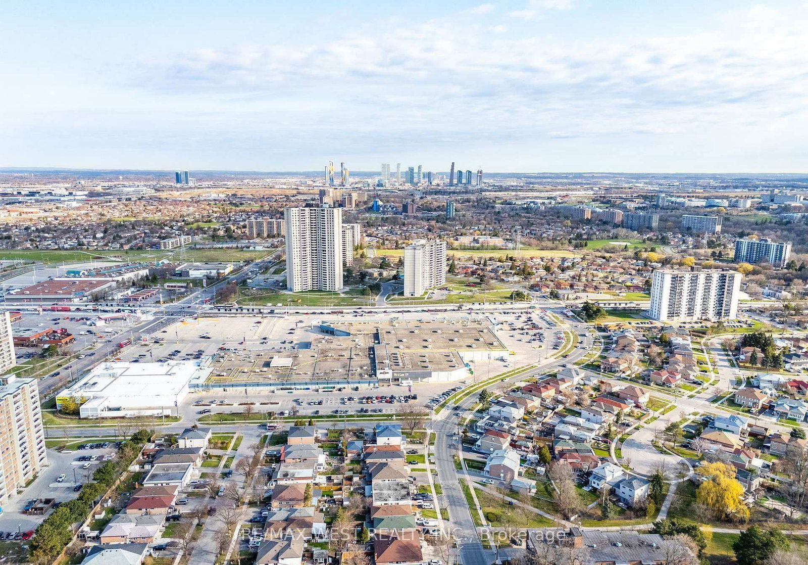 2800 Jane Street - Photo 10