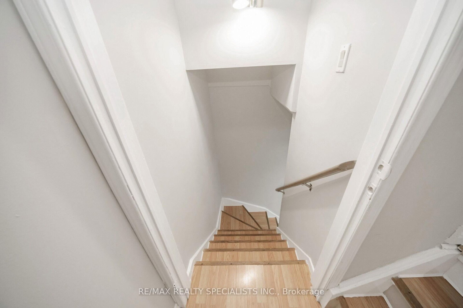 20 Enmount Drive • Brampton, ON photo 32