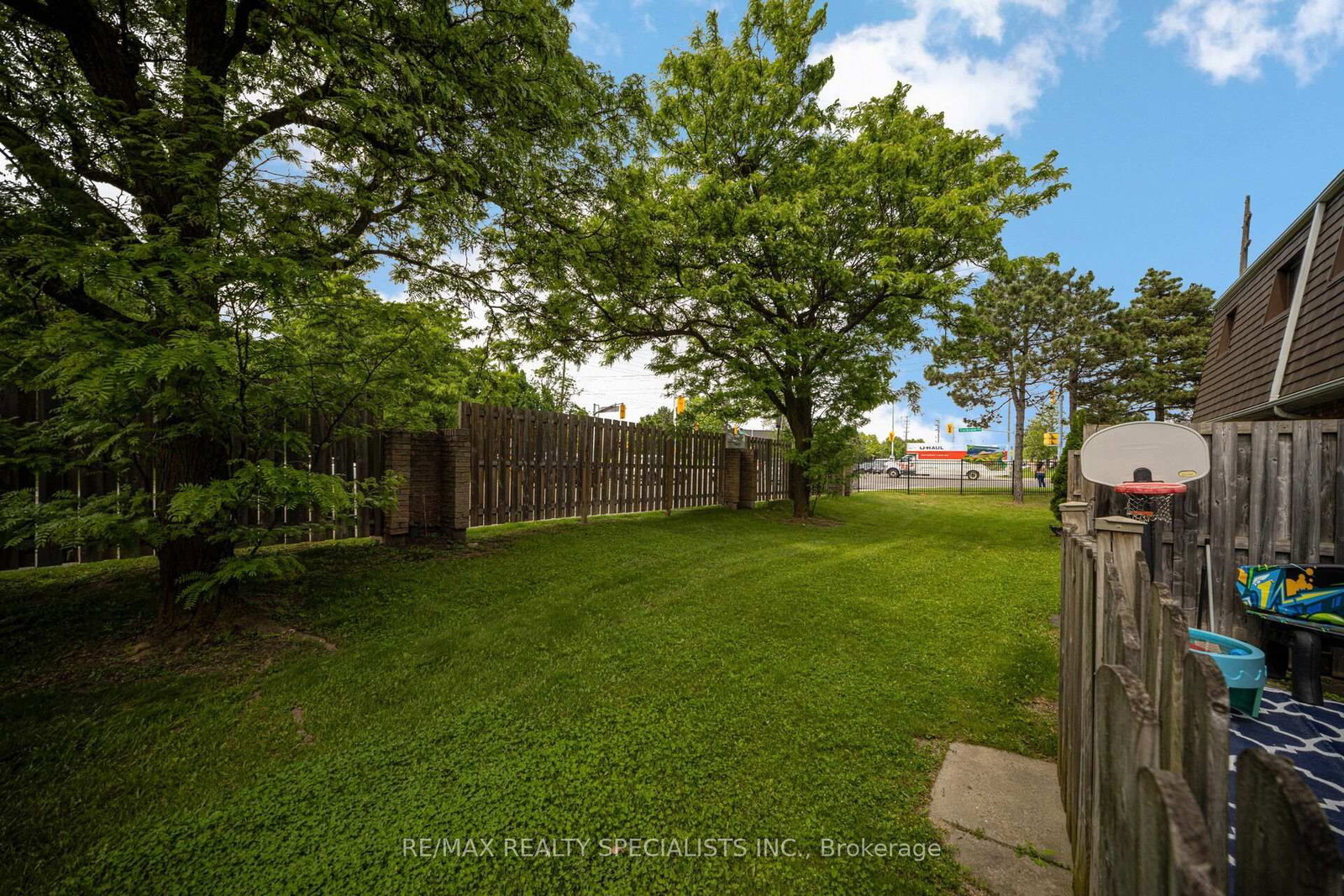 20 Enmount Drive • Brampton, ON photo 42