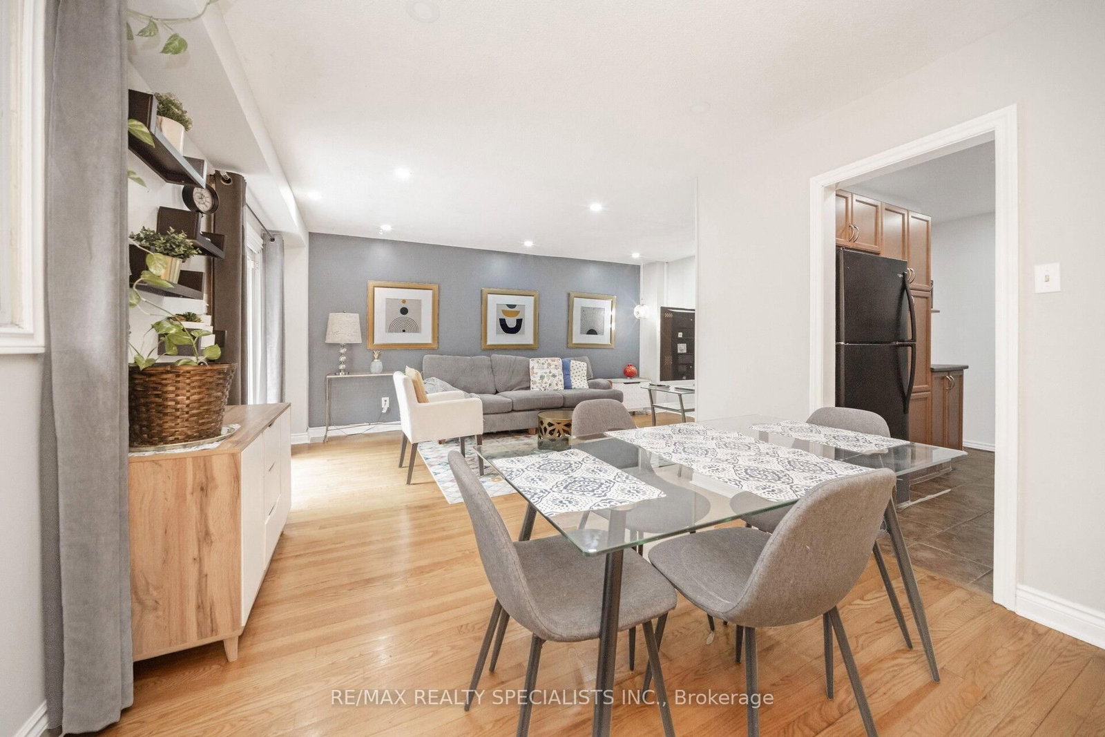 20 Enmount Drive • Brampton, ON photo 6