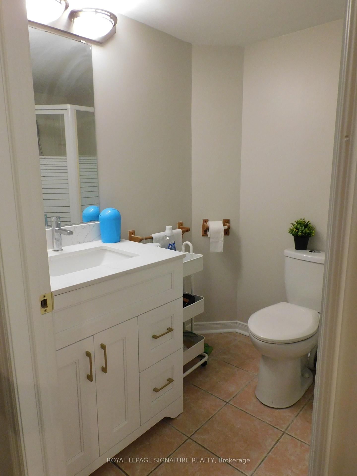 1132 Queen Street W - Photo 5