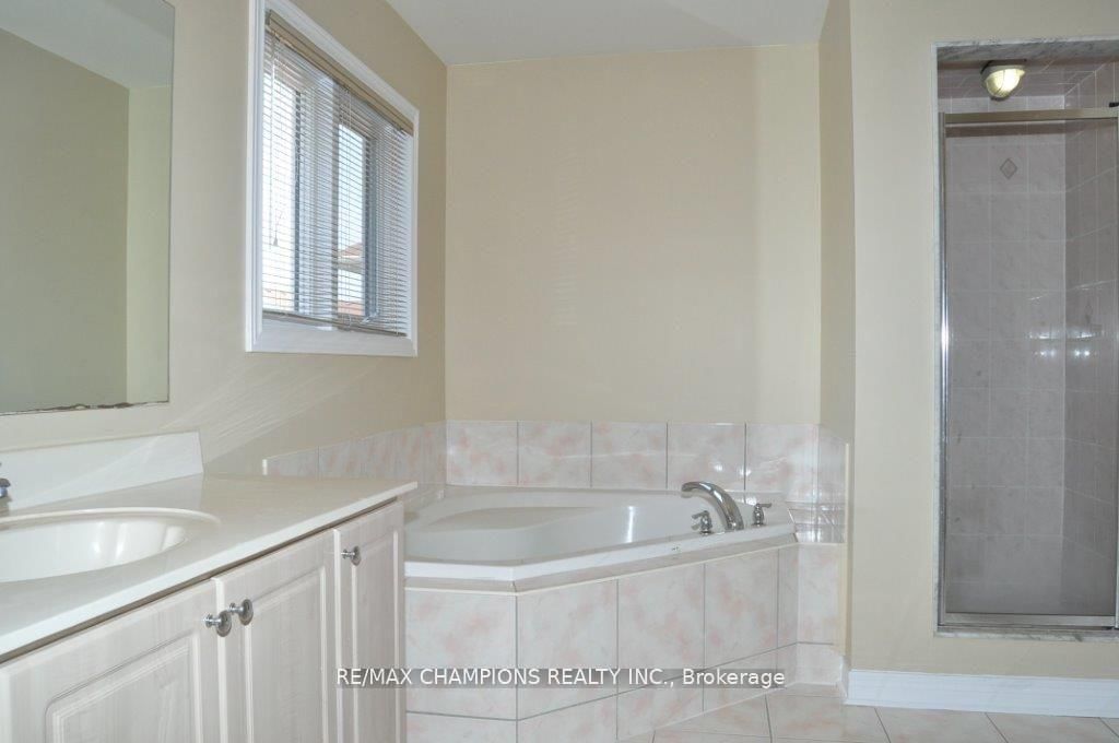 104 Masters Green Brampton,ON L7A 3K2 — Photo 15