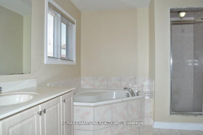 104 Masters Green Brampton,ON L7A 3K2 — Photo 15
