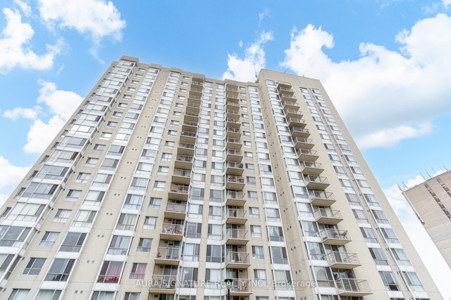 401 - 3077 Weston Road
