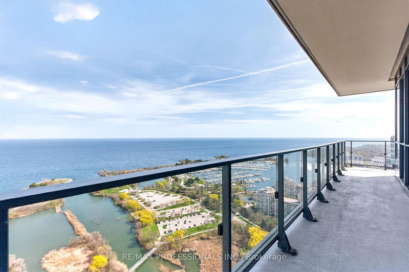 UPH01 - 2200 Lake Shore Boulevard W