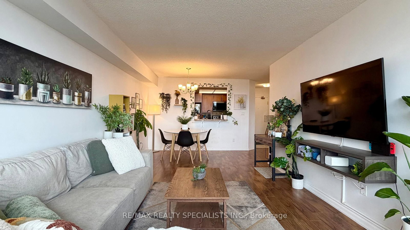 1001 Cedarglen Gate, Unit 520 - Photo 9
