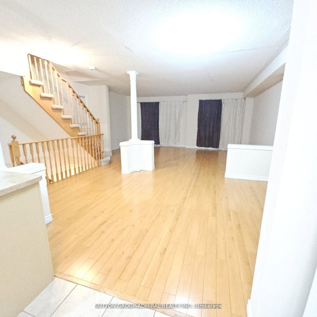 27 Frost King Lane