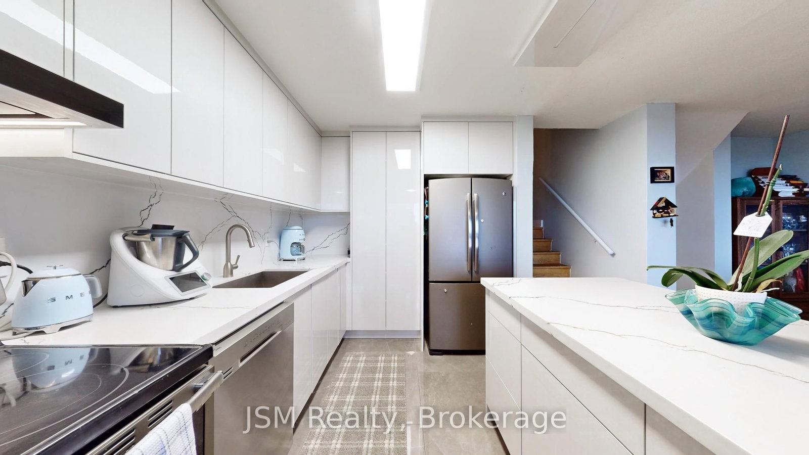 11 Wincott Drive, Unit 1912 - Photo 12