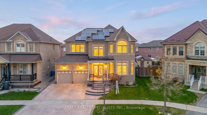 30 Portside Cres, Brampton, Ontario