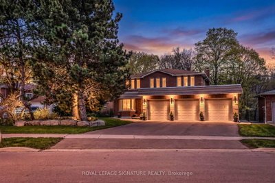 5-bed Detached House · 3417 Sanderling Cres