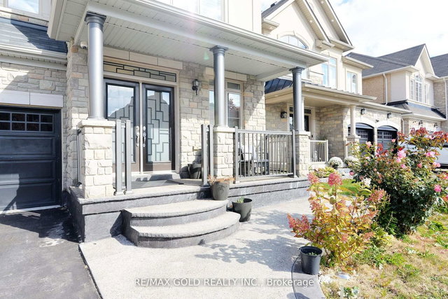 42 Brookwater Crescent