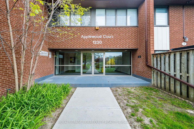 15 - 1230 Gripsholm Road