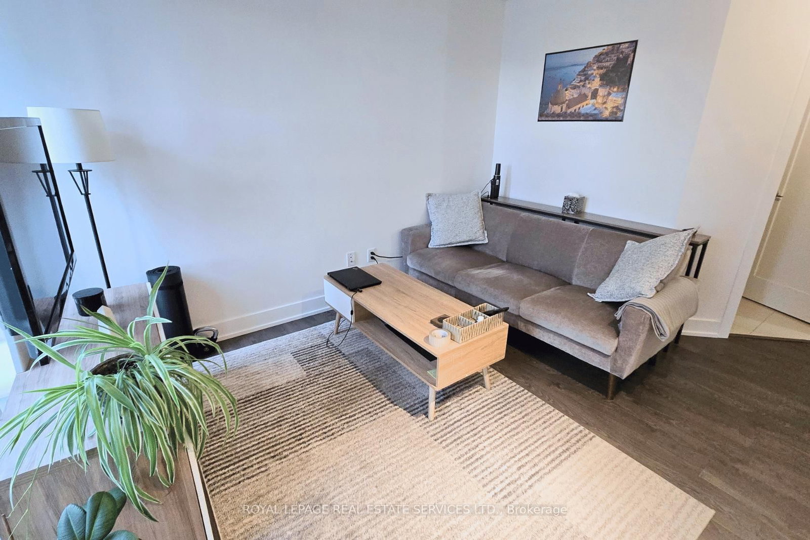 7 Mabelle Avenue, Unit 803 - Photo 4