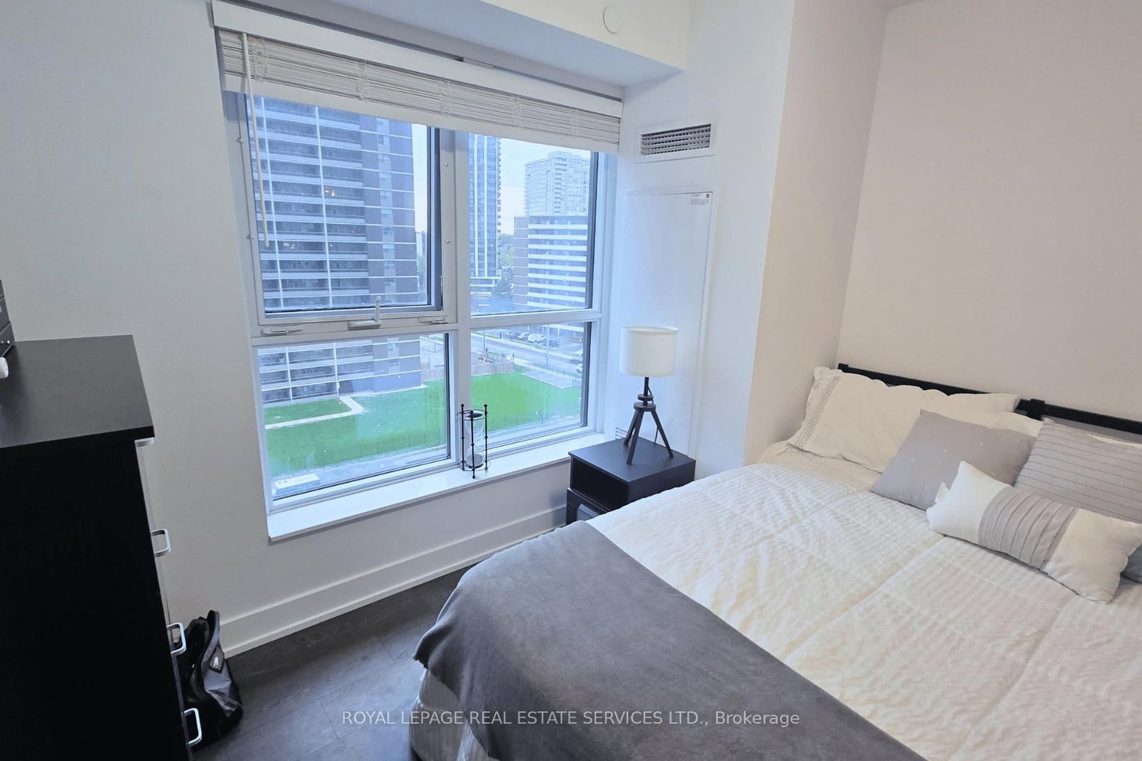 7 Mabelle Avenue, Unit 803 - Photo 8