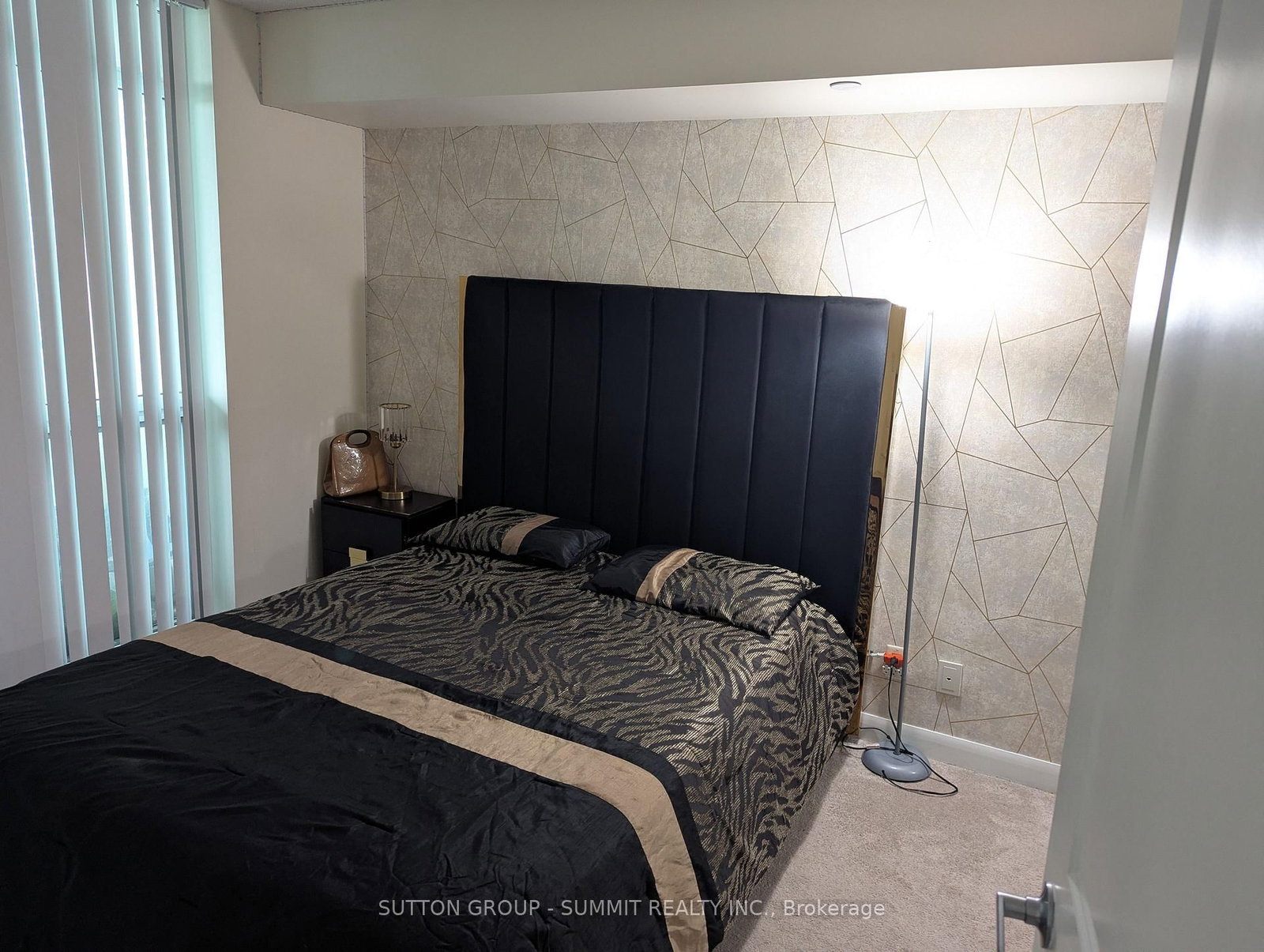 215 Sherway Gardens Road, Unit 805 - Photo 5