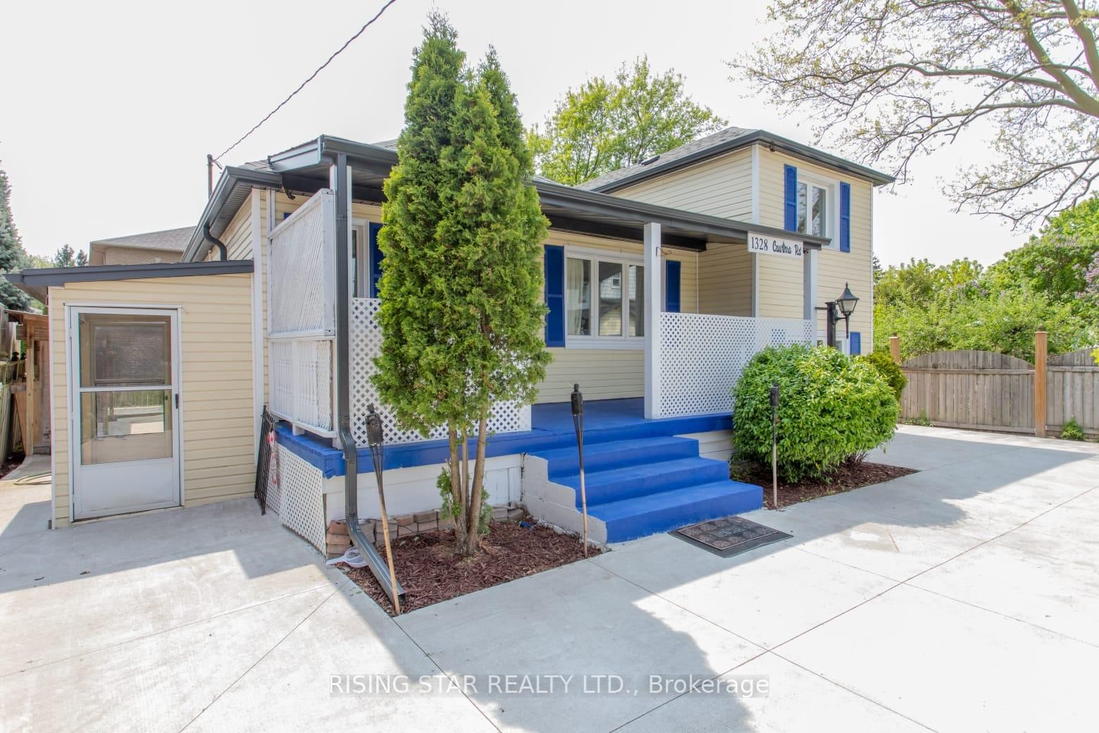 1328 Cawthra Road - Photo 14