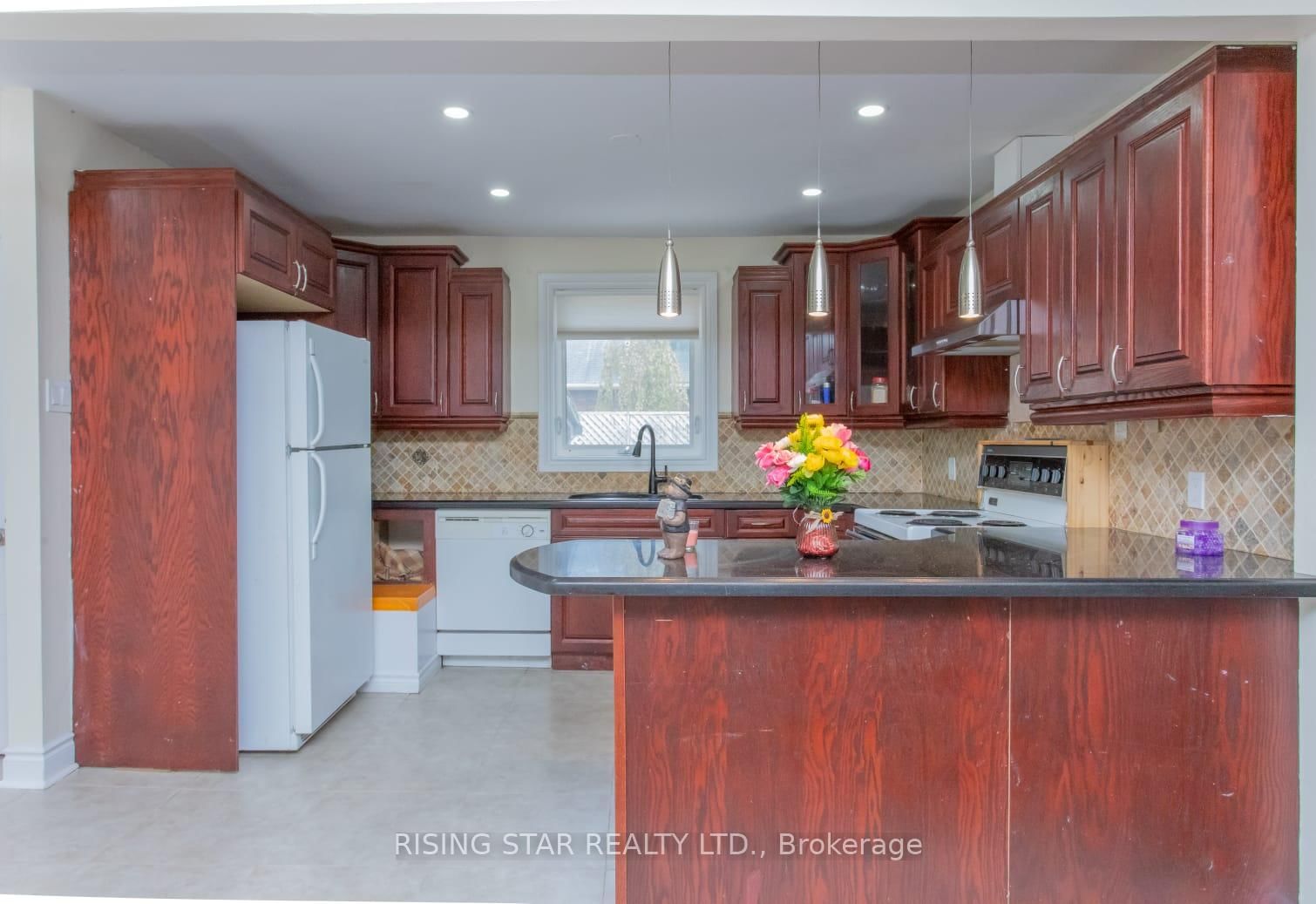 1328 Cawthra Road - Photo 26