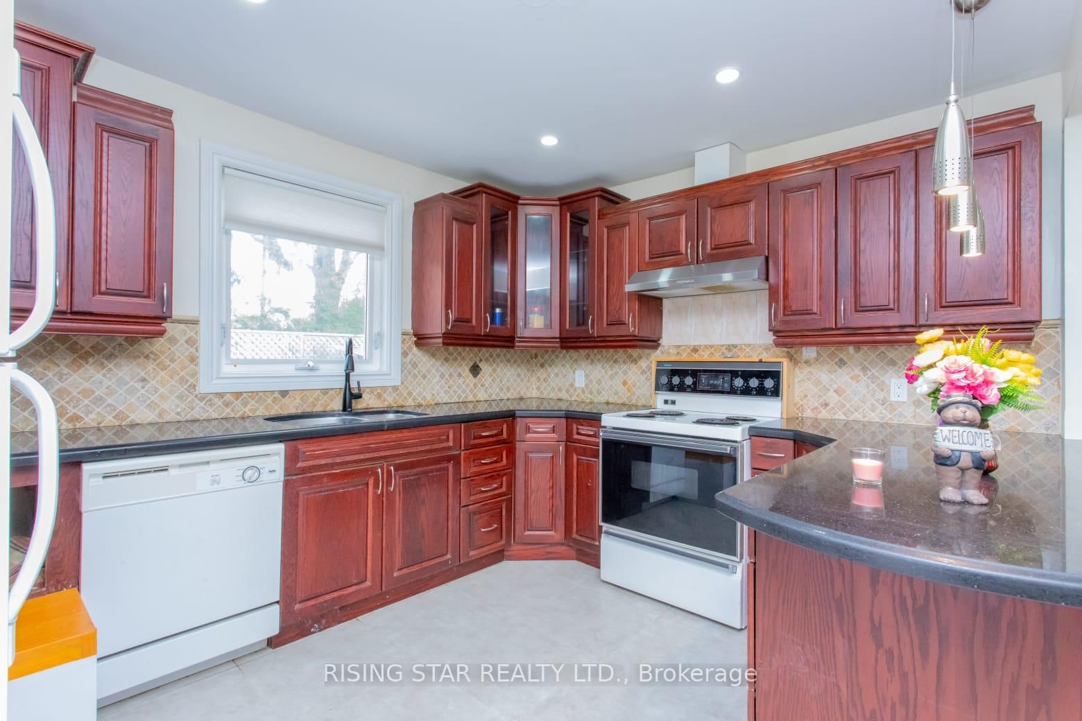 1328 Cawthra Road - Photo 27