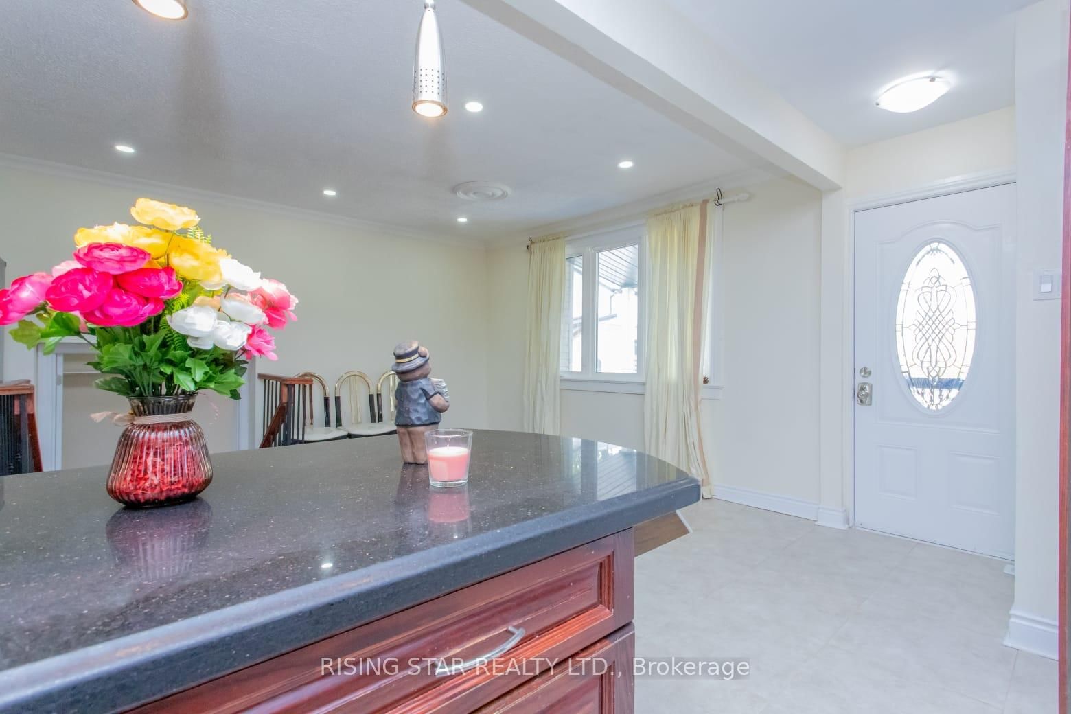 1328 Cawthra Road - Photo 28