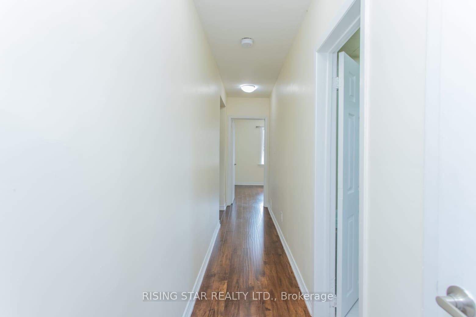 1328 Cawthra Road - Photo 36