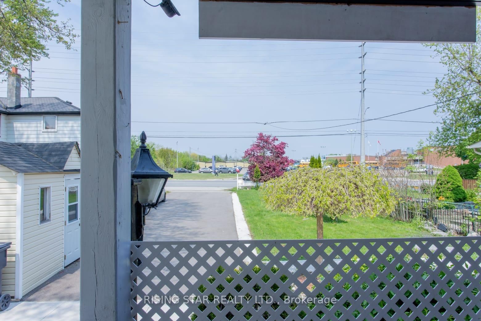 1328 Cawthra Road - Photo 7