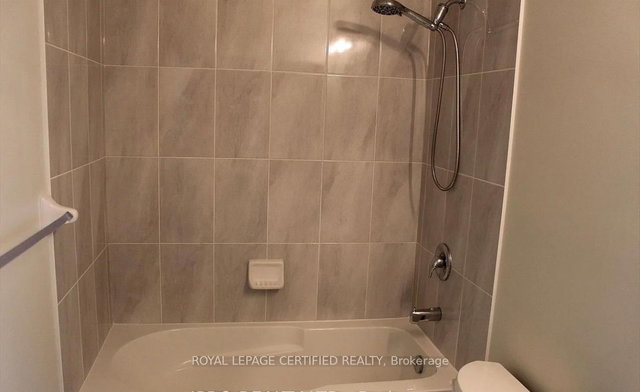 611 - 349 Rathburn Road W