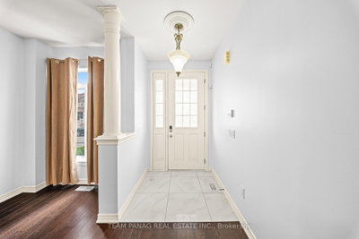 17 Kempsford Crescent — photo 5