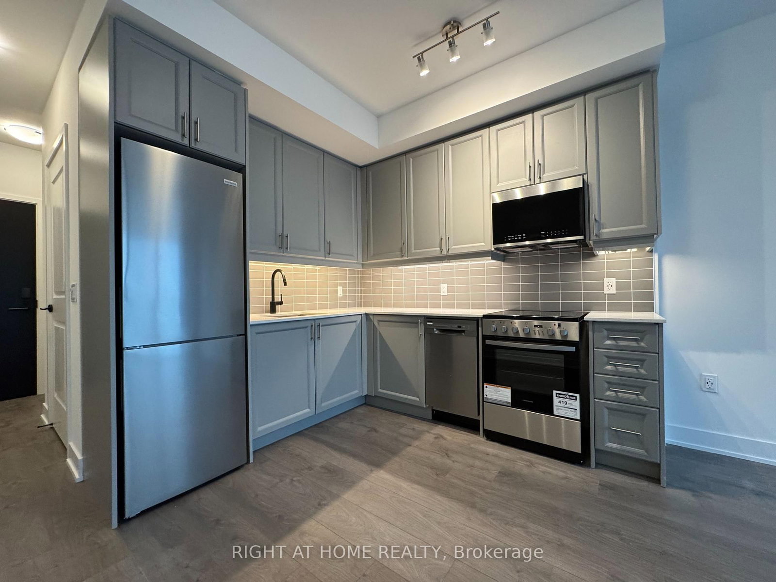 2343 Khalsa Gate, Unit 830 - Photo 4