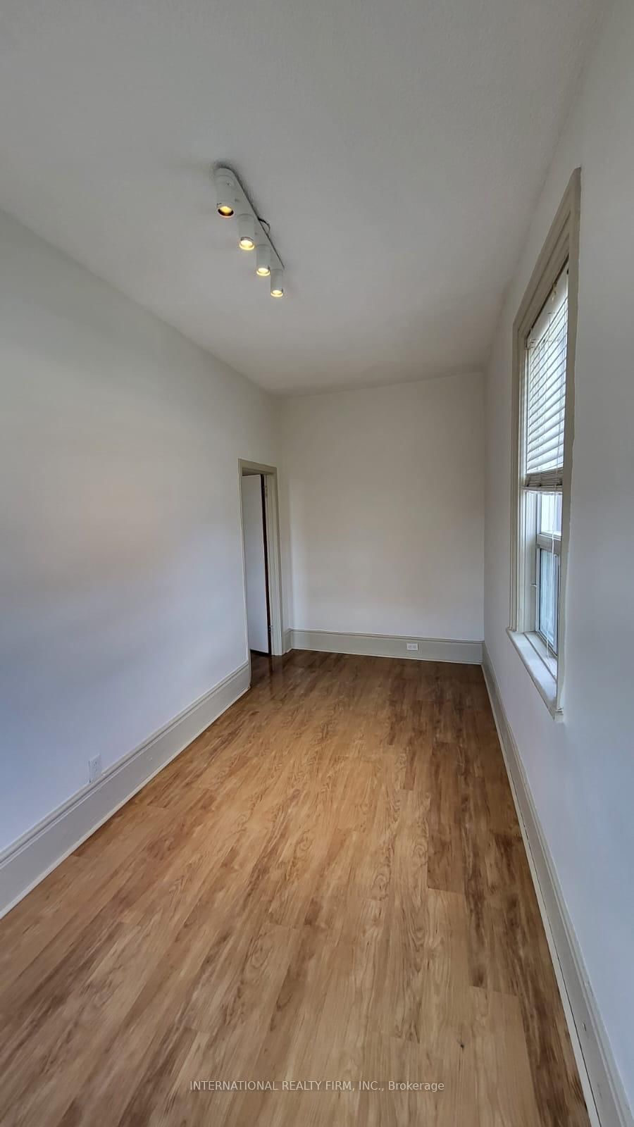 7 Thomas Street, Unit 2 - Photo 10