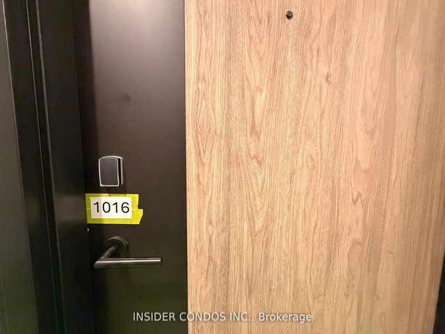 1016 - 1007 The Queensway