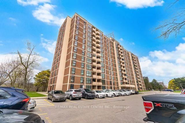1009 - 345 Driftwood Avenue