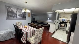 145 Hillcrest Mississauga,ON L5B 3Z1 — Photo 11