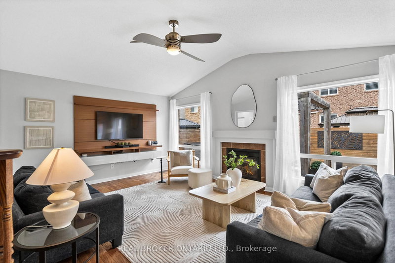 home for sale on 1537 Morse Place
