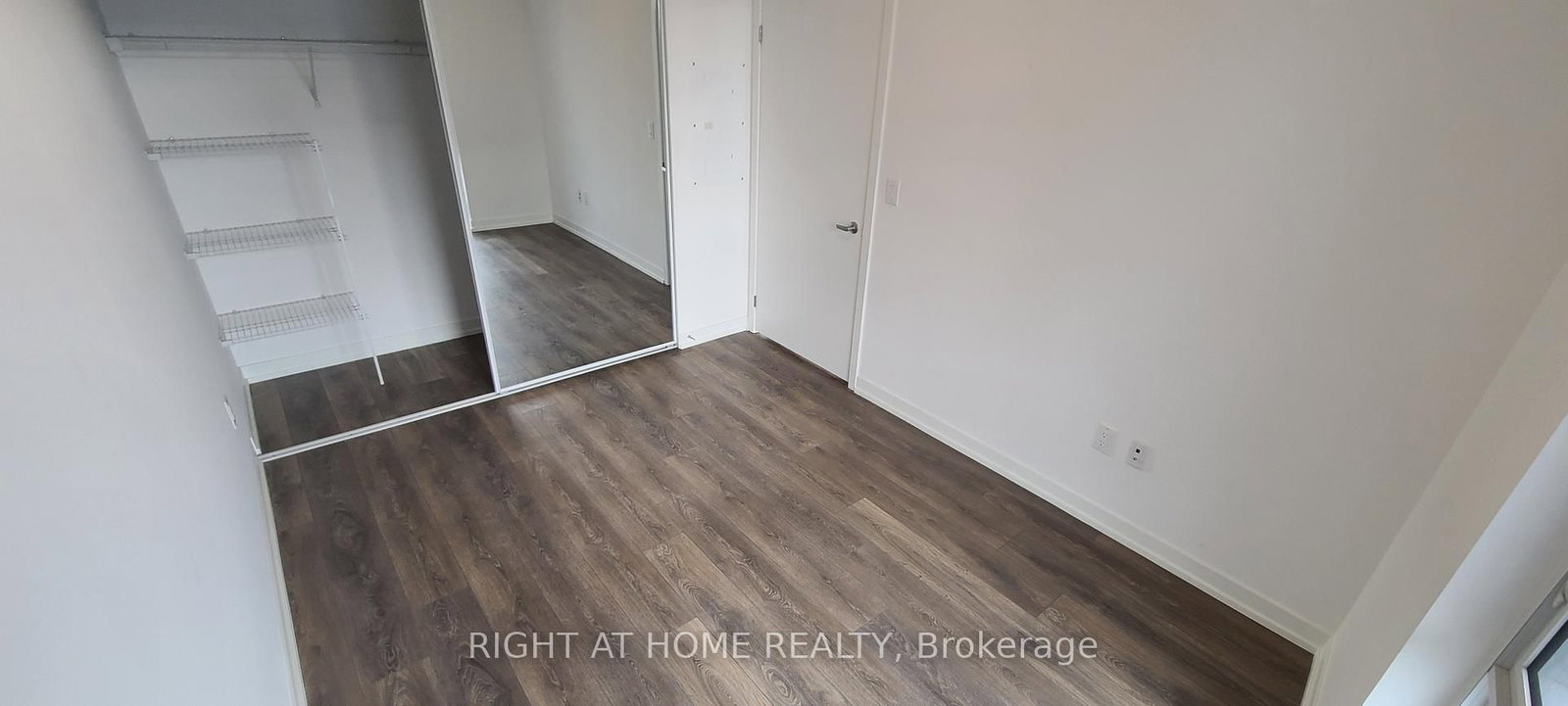 2520 Eglinton Avenue W, Unit 1817 - Photo 19