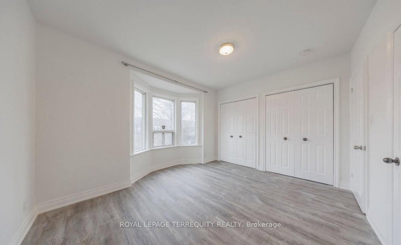 Upper - 185 Laughton Ave, Toronto, M6N 2X6 | Image 2