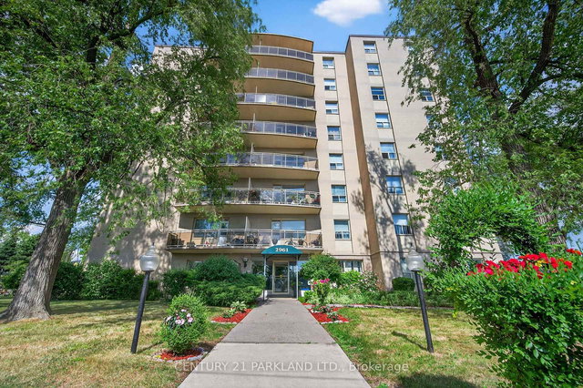 202 - 2961 Dufferin Street