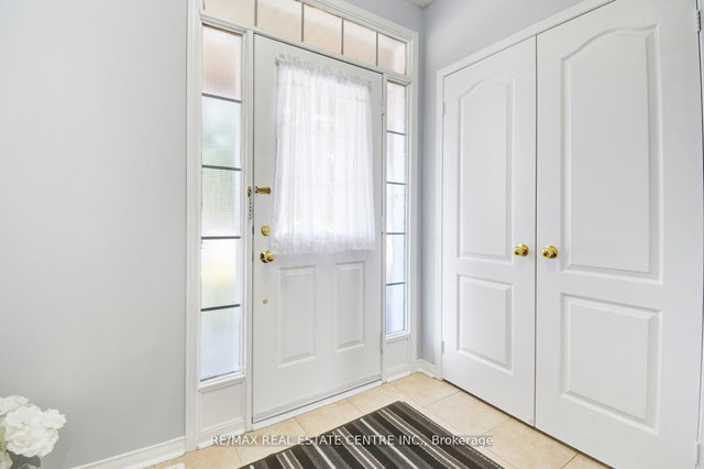 103 Botavia Downs Drive
