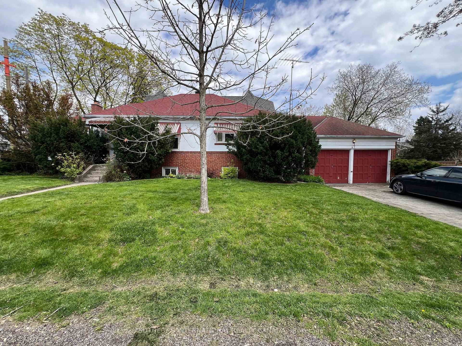 Property at 47 Grenview
