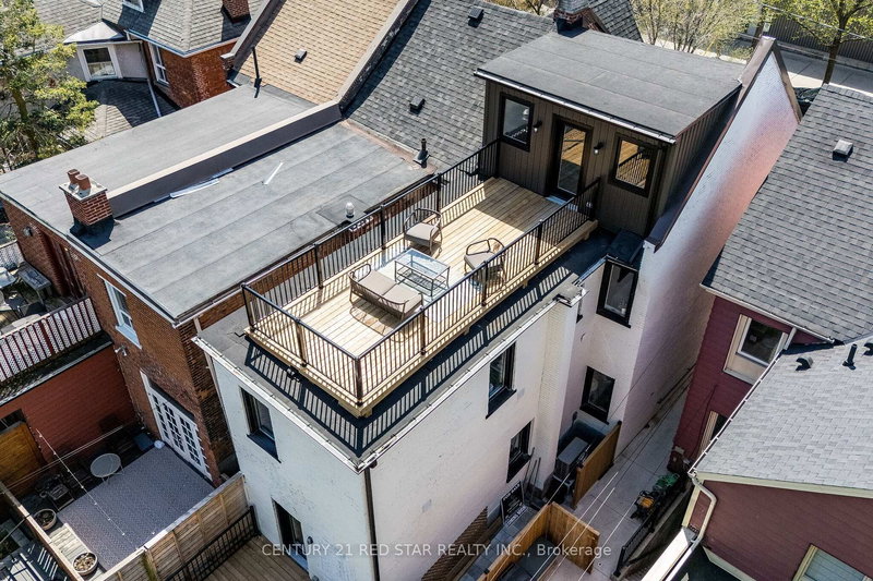369 Pacific Ave, Toronto, M6P 2R2 | Image 3