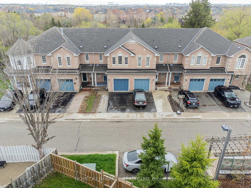 home for sale on 20-21 Eastview Gate