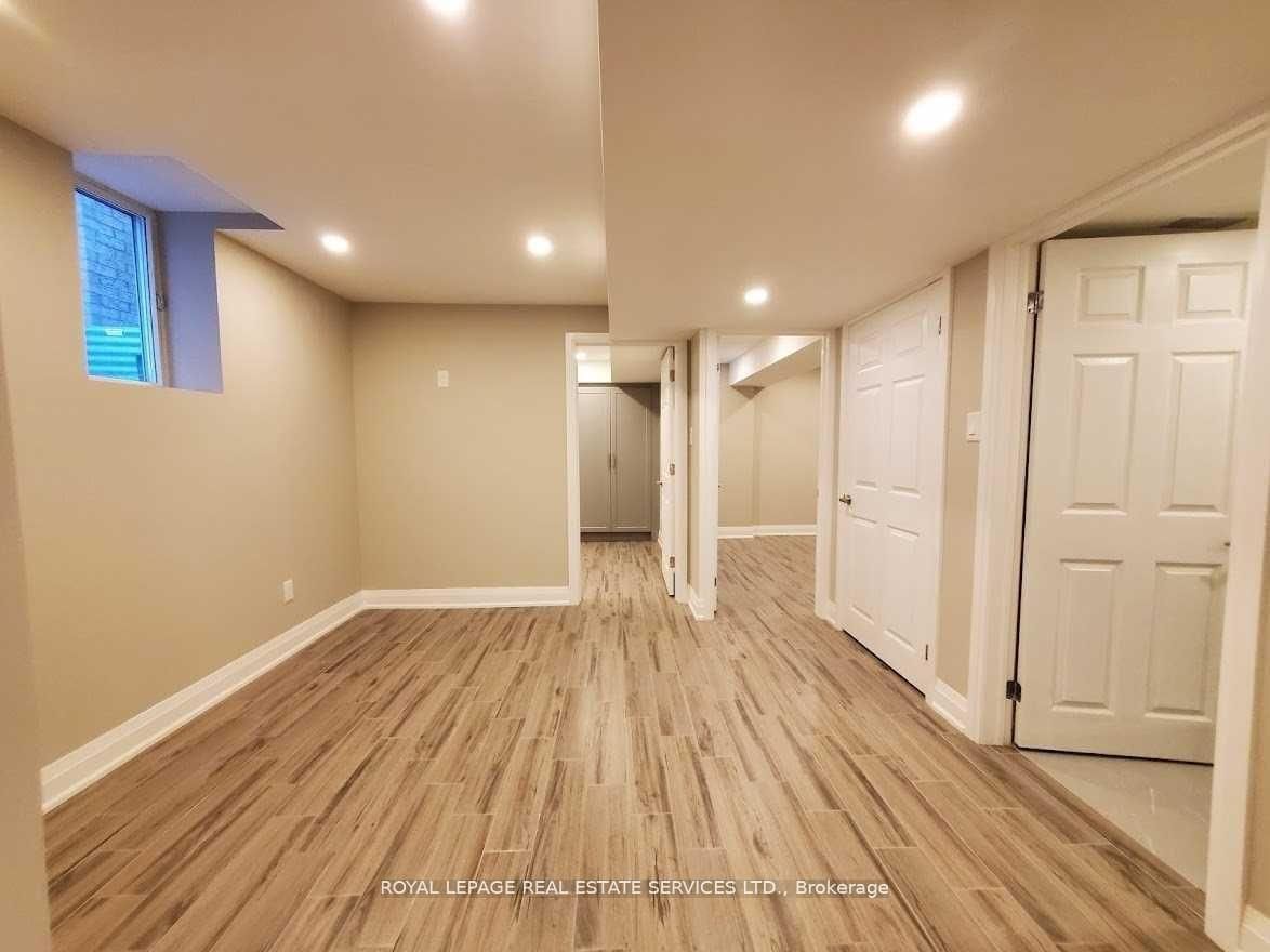 39 Vezna Crescent, Unit Bsmt - Photo 12