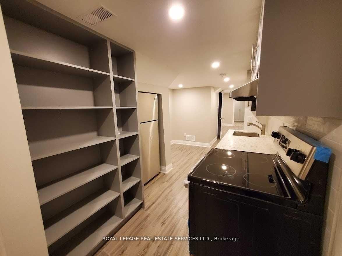 39 Vezna Crescent, Unit Bsmt - Photo 5