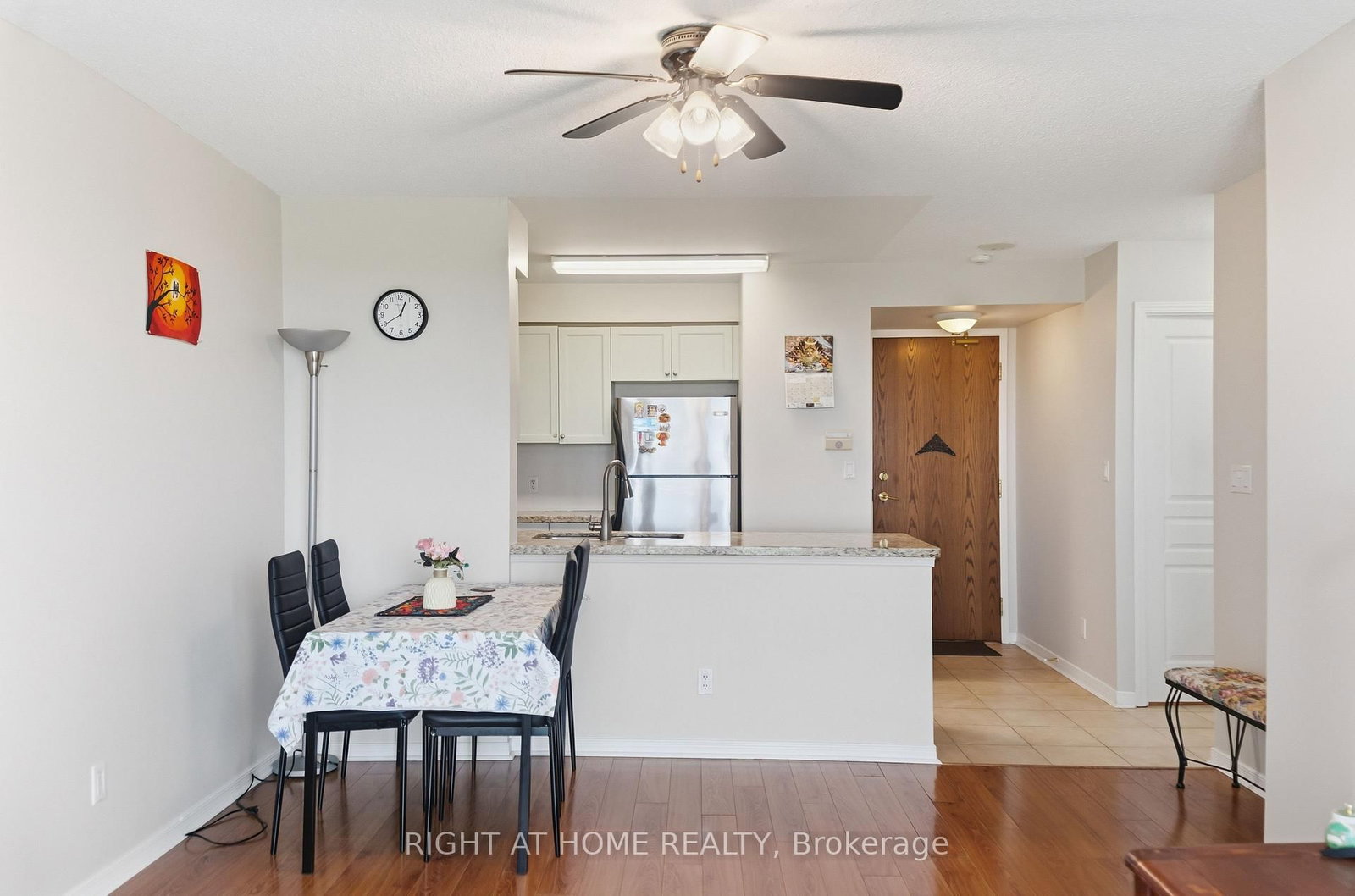 4879 KIMBERMOUNT Avenue, Unit 607 - Photo 11