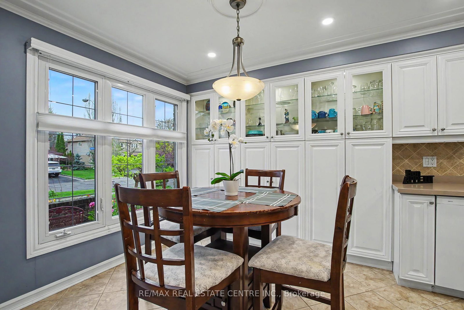 569 Vanier Drive - Photo 14