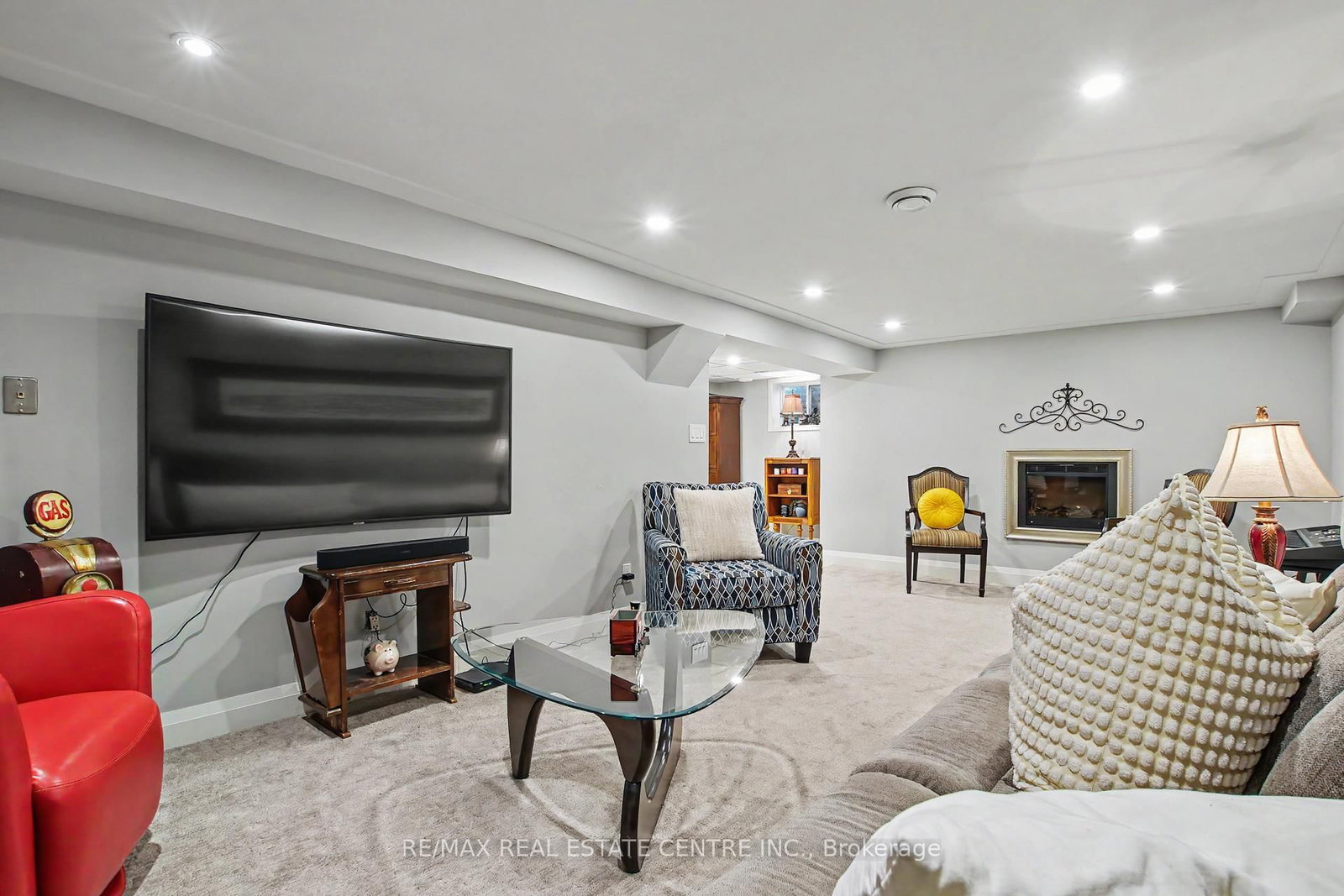 569 Vanier Drive - Photo 40