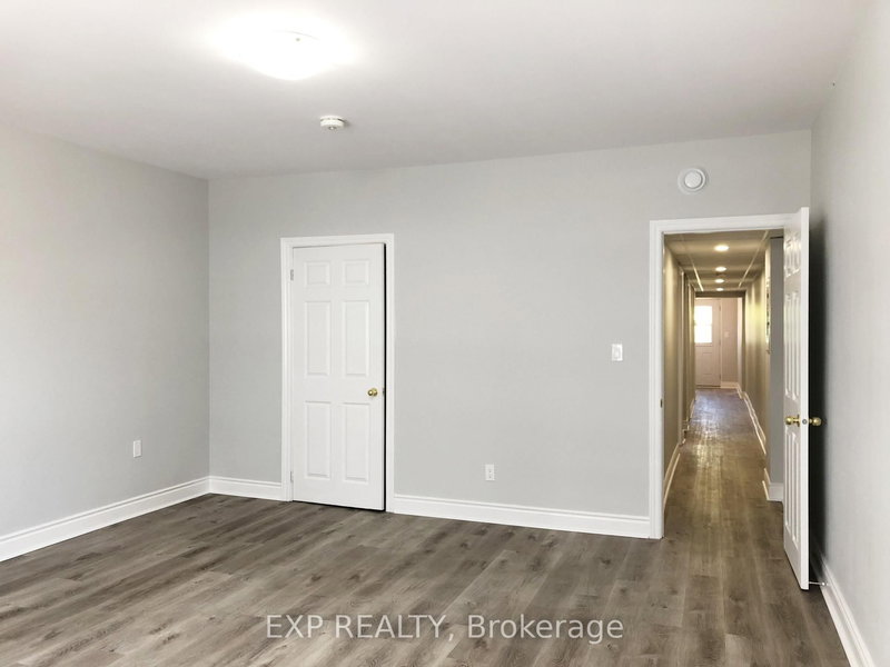 2798 Dundas St W, Toronto, M6P 1Y5 | Image 3